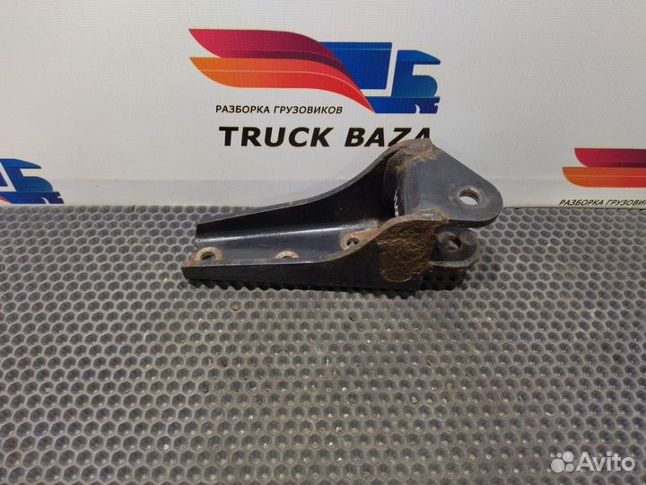 85437055009 Кронштейн стойки стабилизатора правый