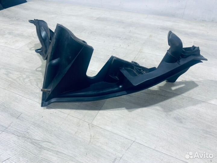 Кронштейн бампера передний левый Land Rover Range