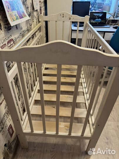 Детская кроватка