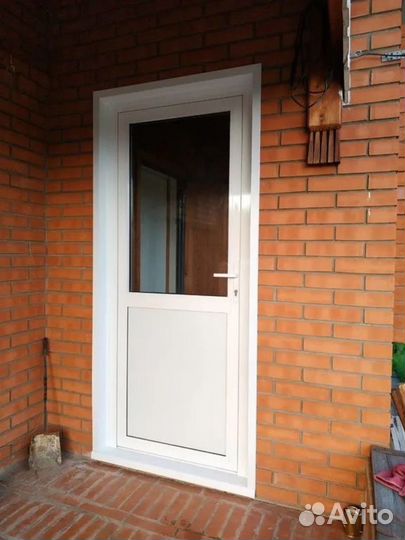 Дверь пластиковая пвх