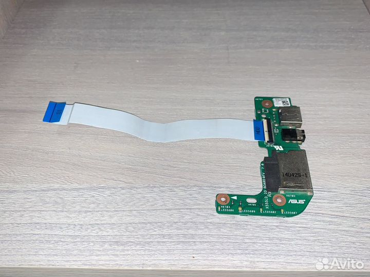 Права плата aux/usb/card reader/ asus x555ld rev2