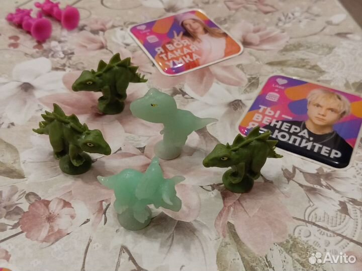 Завры и игрушки киндер на присосках обмен/продажа