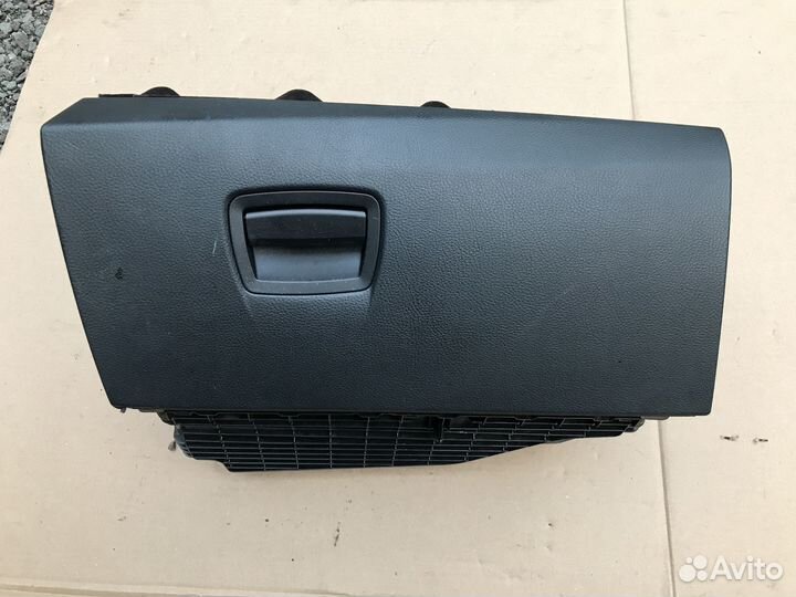 Бардачок BMW 5 F10 F11