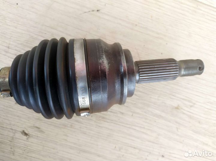 Привод передний левый Mitsubishi Outlander XL