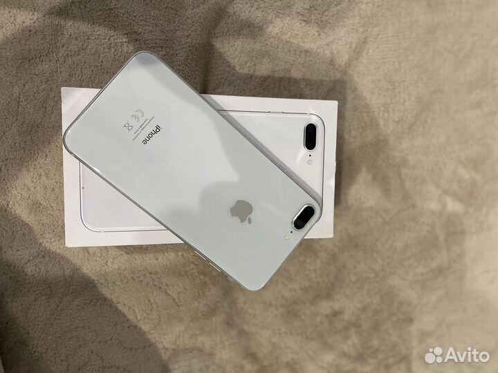 iPhone 8 Plus, 64 ГБ