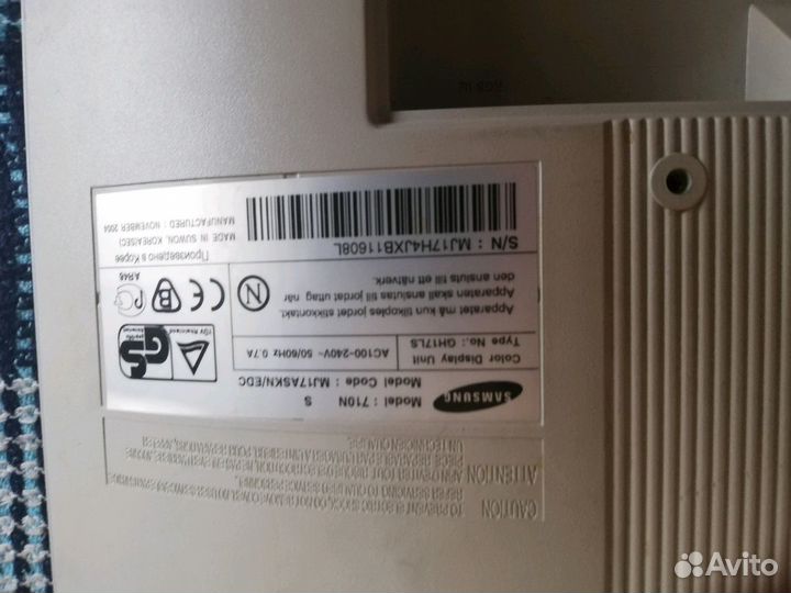 Разные Мониторы 19 и 17 дюймов