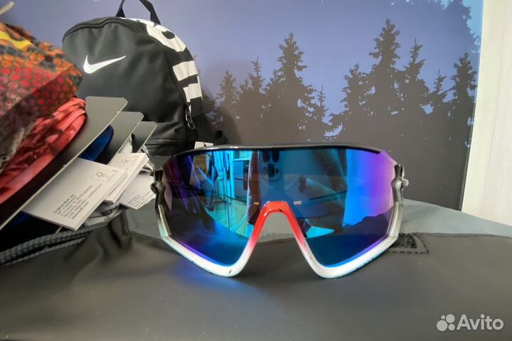 Спортивные очки для бега и велоспорта