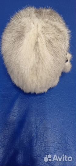 Головные уборы женские зимние