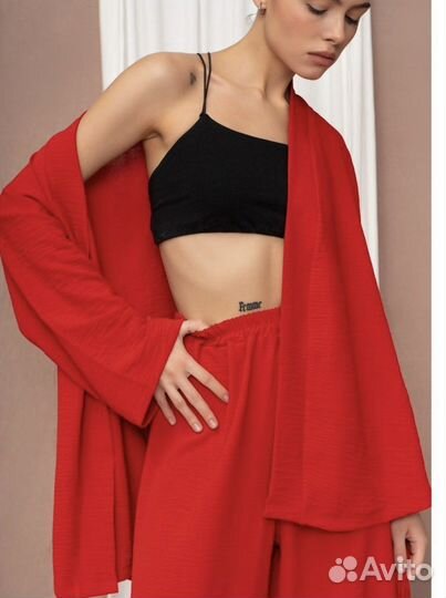 Костюм женский