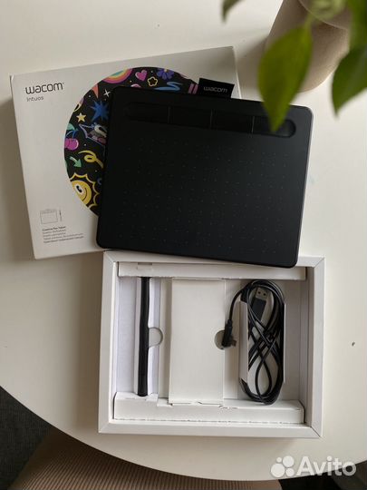 Графический планшет Wacom Intuos S Black