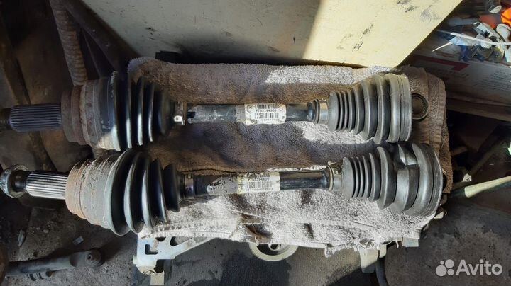 Привод полуось передний BMW x5 e70 2006-09г