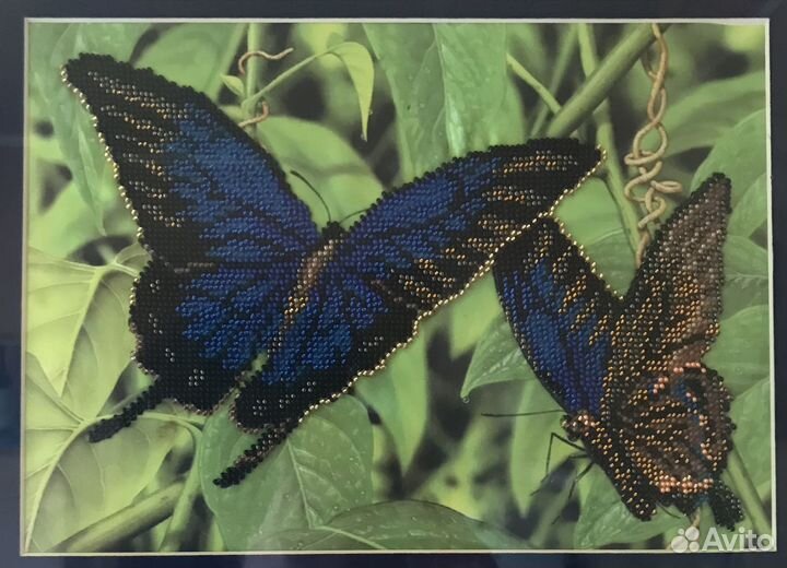 Картина с частичной вышивкой бисером