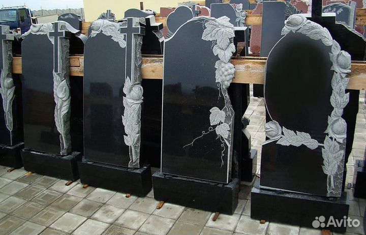 Гранитные памятники; Памятники на заказ