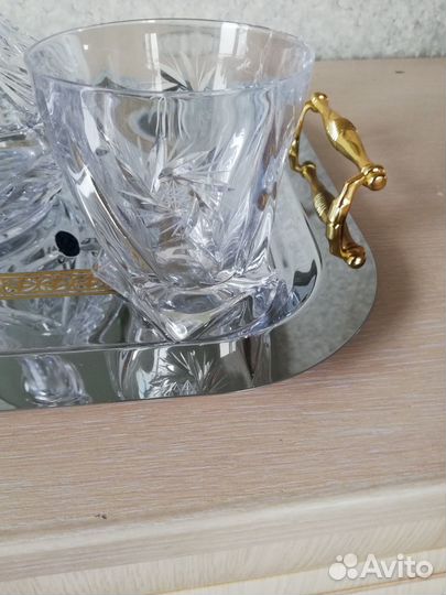 Бокалы фужеры набор белые графины с рюмками