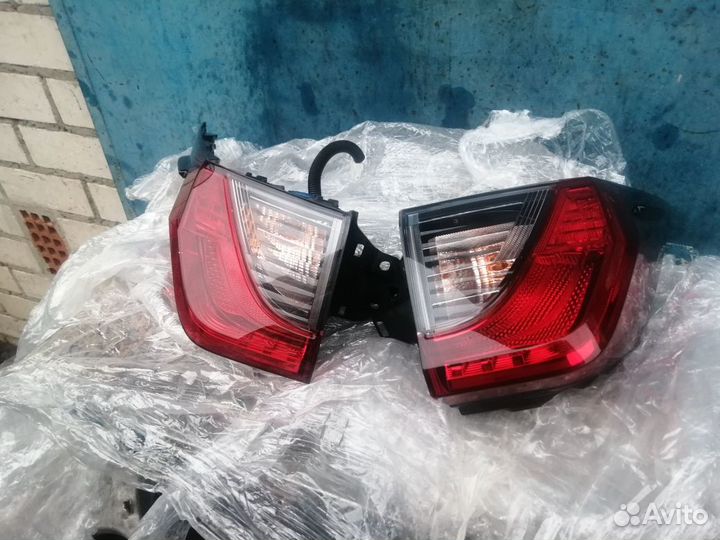 Фонарь задний в крыло Toyota RAV4 XA50