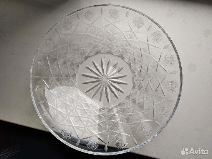 Ваза хрустальная