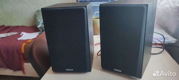 Колонки Edifier R1100