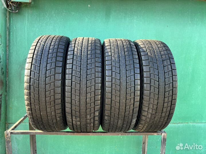 Dunlop Winter Maxx SJ8 225/60 R17 99R