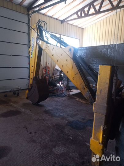 Экскаватор-погрузчик New Holland LB110B, 2006