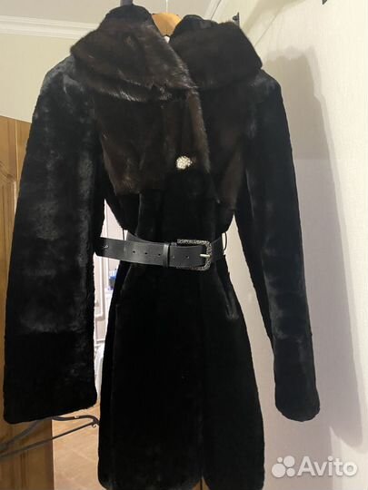 Шуба мутоновая 44 46 с норковым капюшоном