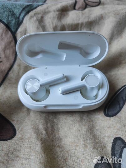 OnePlus buds z2