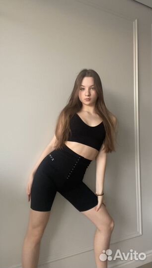 Велосипедки и топ для танцев и спорта