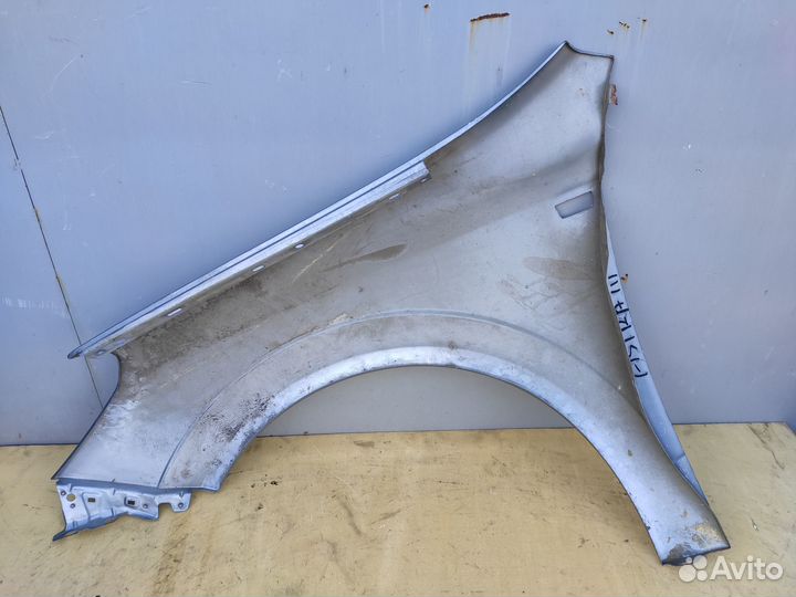 Крыло переднее правое на Opel Astra H