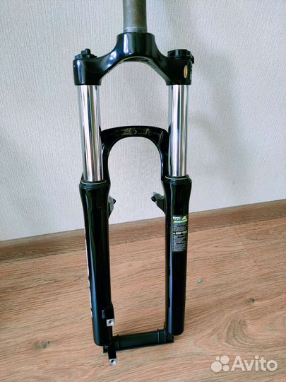 Вилка RST Gila 26