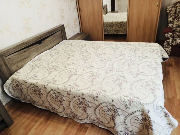 2-к. квартира, 56 м², 2/5 эт.