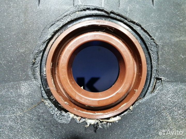 Крышка клапанов Nissan Murano