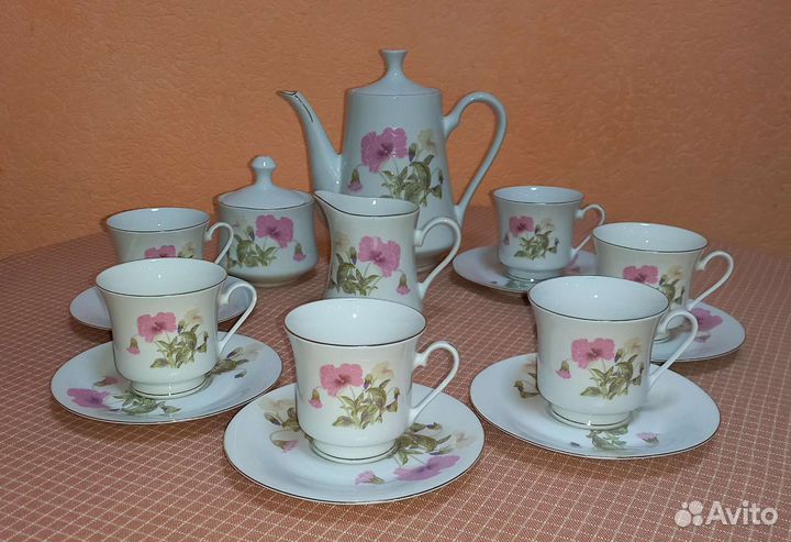 Сервиз чайно кофейный