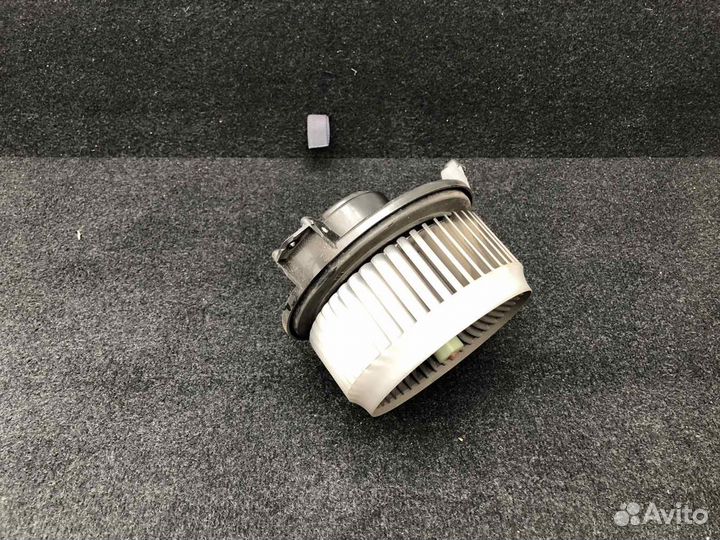 Toyota Rav 4 рав Моторчик Отопителя