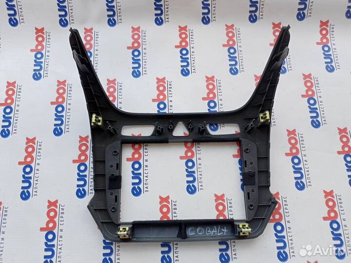 Рамка магнитолы Chevrolet Cobalt 2011-2015
