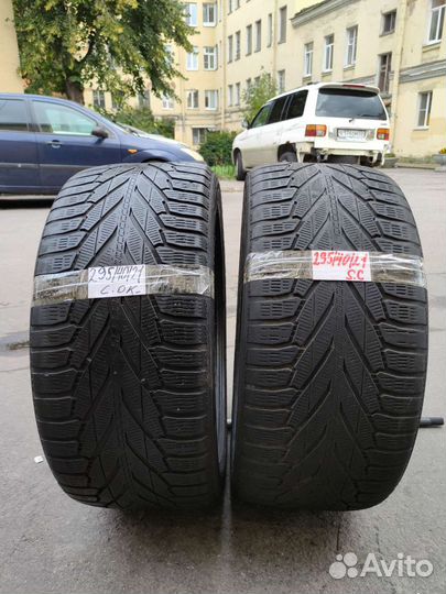 Nokian Tyres Hakkapeliitta R2 SUV 295/40 R21 111R
