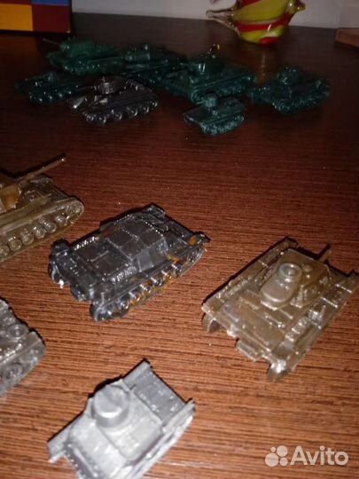 Танки 1:100 набор 14 разных