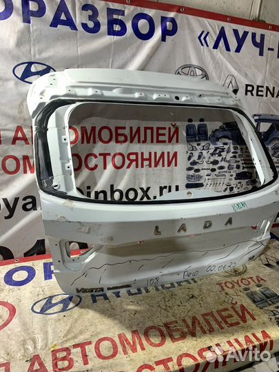 Крышка багажника LADA Vesta