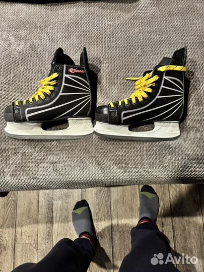 Коньки хоккейные 43 размер Барс