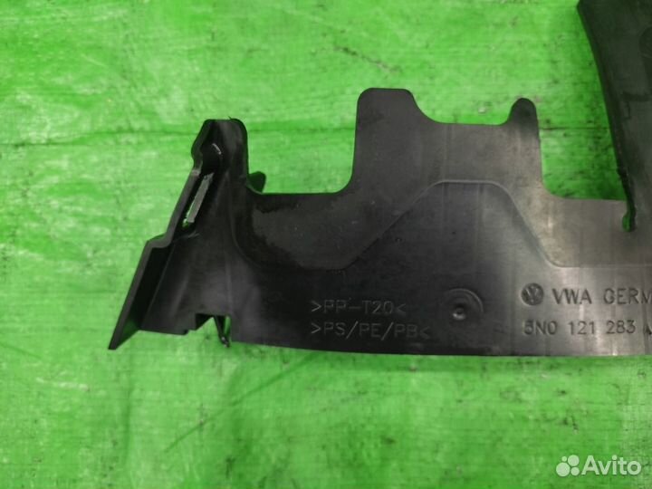 Воздуховод радиатора левый VW Tiguan 2007-2011