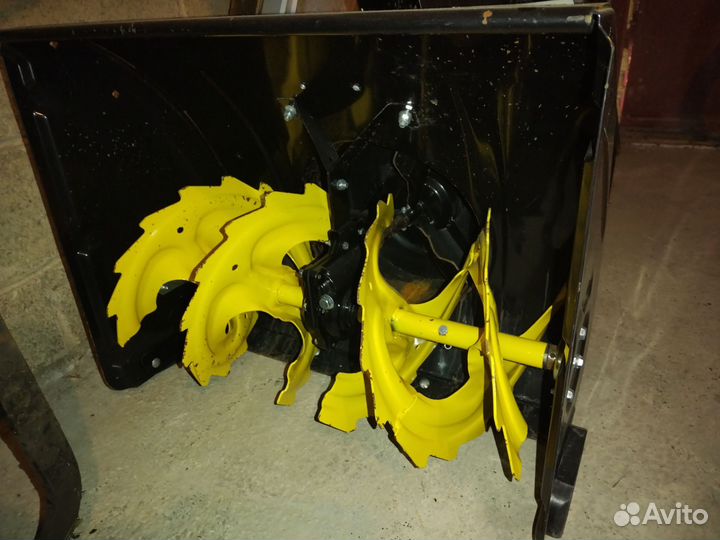 Снегоуборщик чемпион st662e