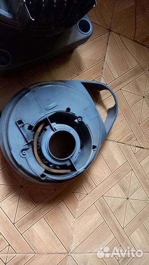 Запчасти на моющий пылесос Philips Triathlon