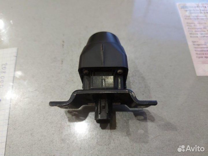 Камера переднего вида Toyota Land Cruiser Prado