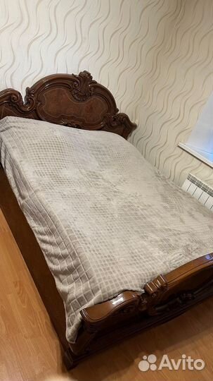 Спальный гарнитур бу