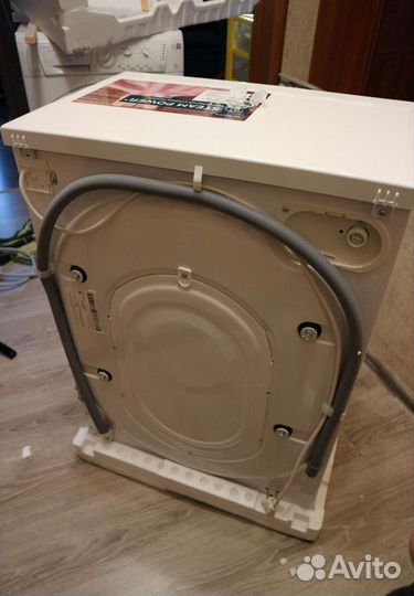 Стиральная машина узкая Hotpoint-Ariston