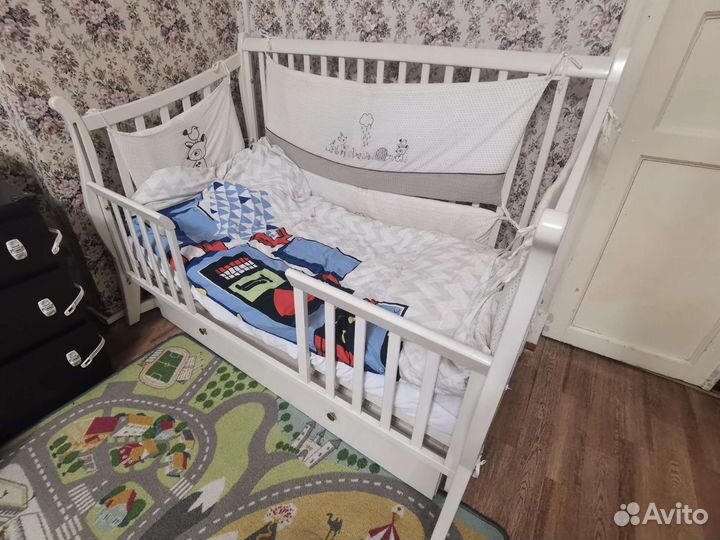 Кроватка маятник Papaloni