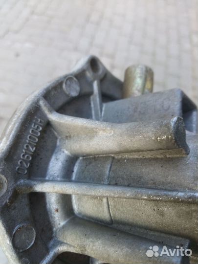 Водяной насос audi 80/100/A4/A6/VW polo, Passat