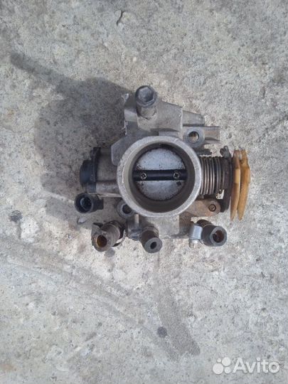 Дроссельная заслонка Лада 2111