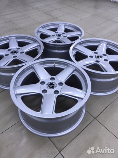 Диски на бмв R 17