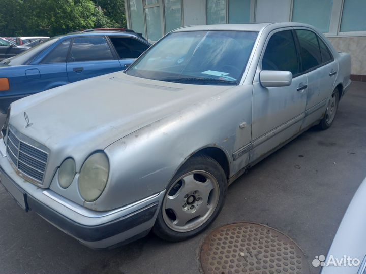 Mercedes-Benz E-класс 2.4 AT, 1999, 343 580 км