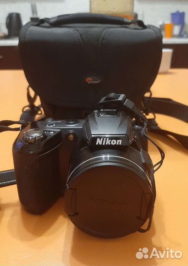 Зеркальный фотоаппарат nikon