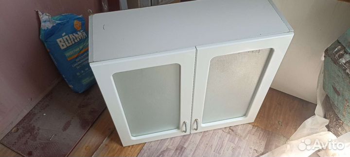 Подвесные шкафы для кухни